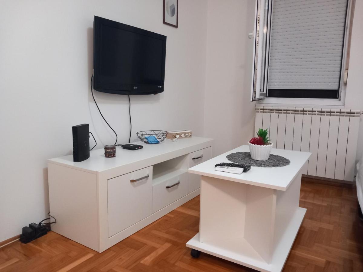 Bellavista Apartmani Stara Pazova Exterior photo